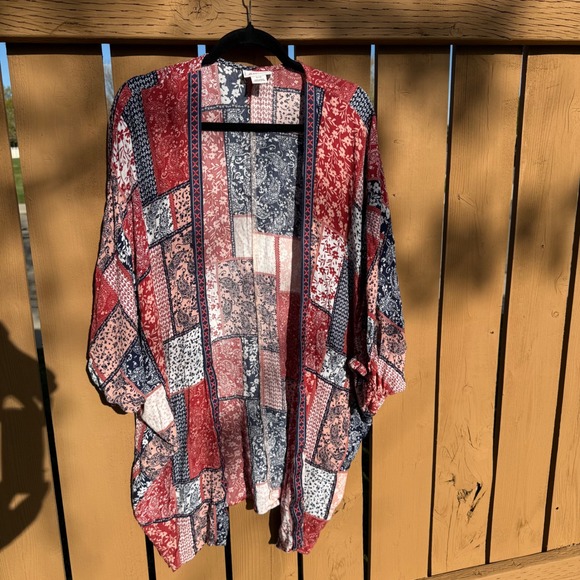 Ariat Sweaters - Ariat Womens Red Navy Patchwork Floral Paisley Kimono Wrap Cardigan S/M